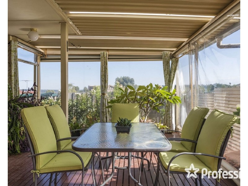 14 Hillrise Crescent, Chirnside Park VIC 3116