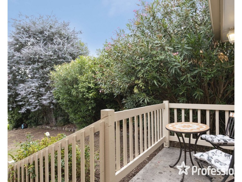 25 Selina Avenue, Mooroolbark VIC 3138