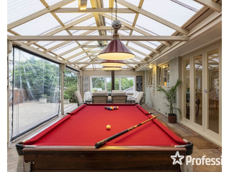 25 Selina Avenue, Mooroolbark VIC 3138