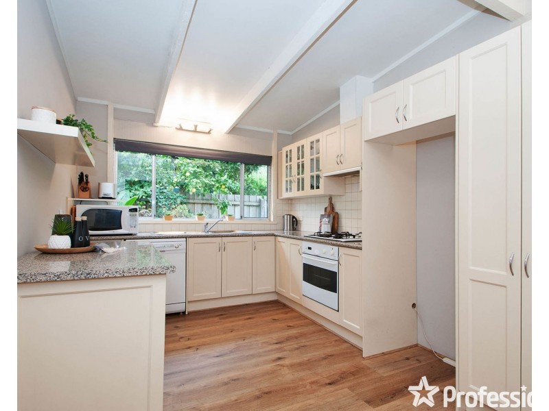 88 Johns Crescent, Mount Evelyn VIC 3796