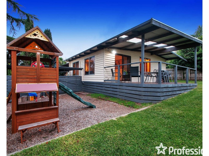 88 Johns Crescent, Mount Evelyn VIC 3796