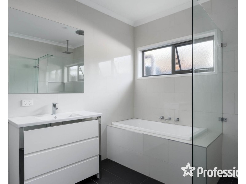 89a Sellick Drive, Croydon VIC 3136