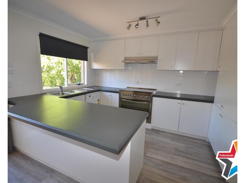 62 Balmoral Street, Kilsyth VIC 3137