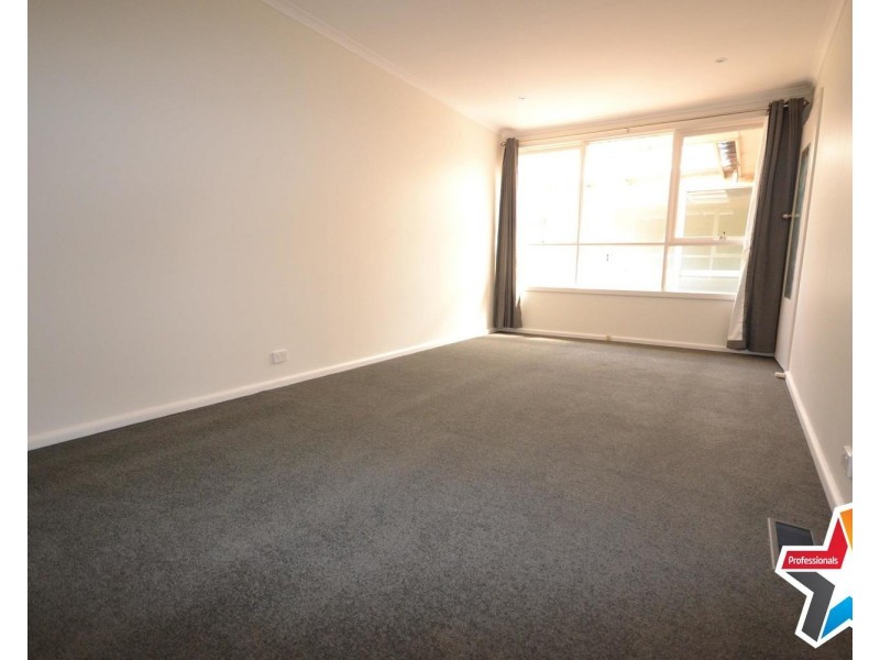 62 Balmoral Street, Kilsyth VIC 3137