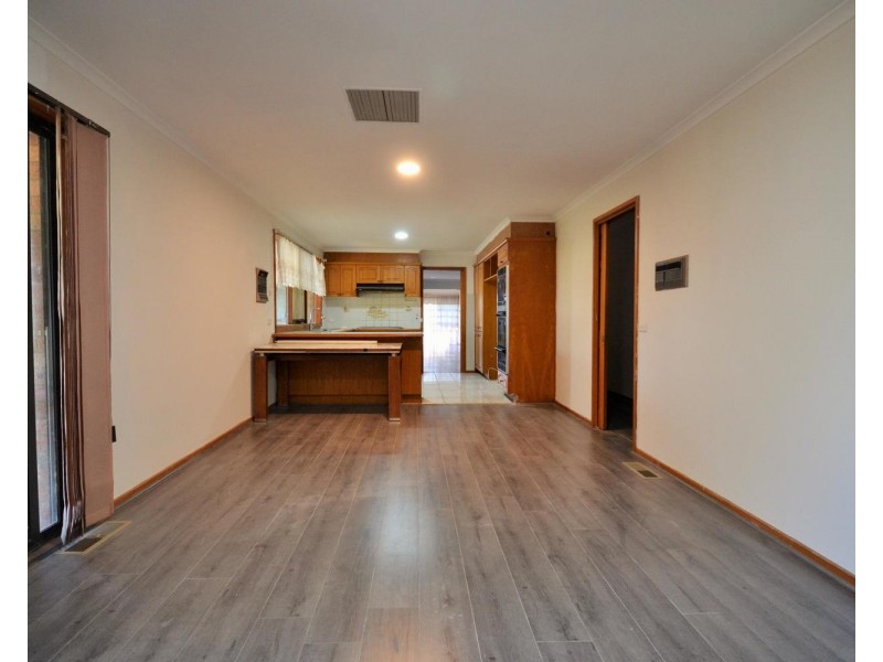 14 Highview Drive, Mooroolbark VIC 3138