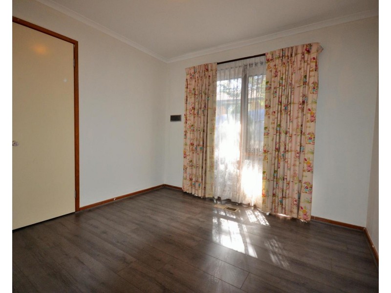 14 Highview Drive, Mooroolbark VIC 3138