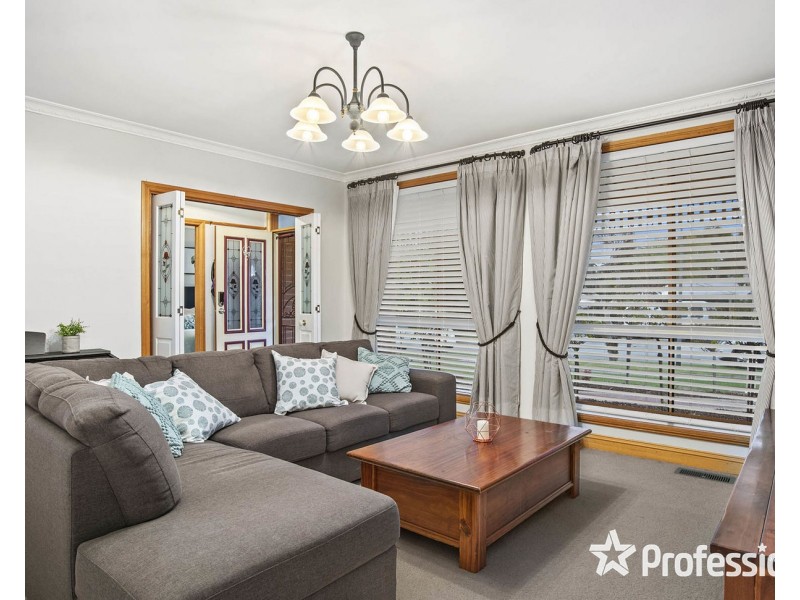 96 Eucalypt Drive, Lilydale VIC 3140