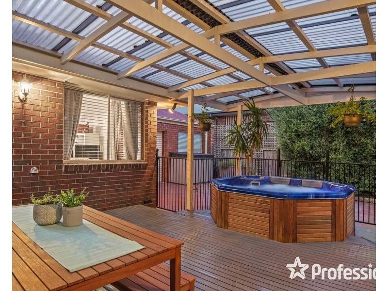 96 Eucalypt Drive, Lilydale VIC 3140