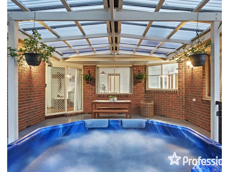 96 Eucalypt Drive, Lilydale VIC 3140