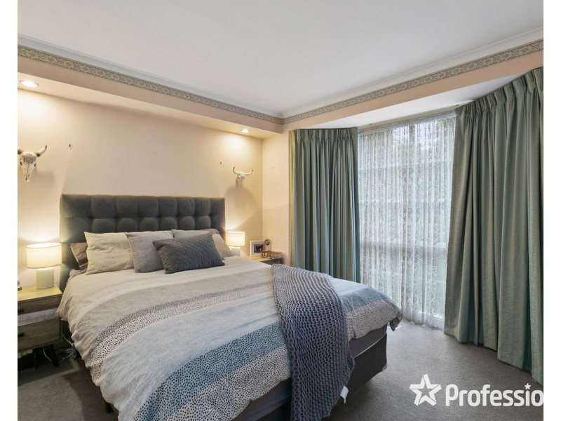 2 Gould Place, Mooroolbark VIC 3138