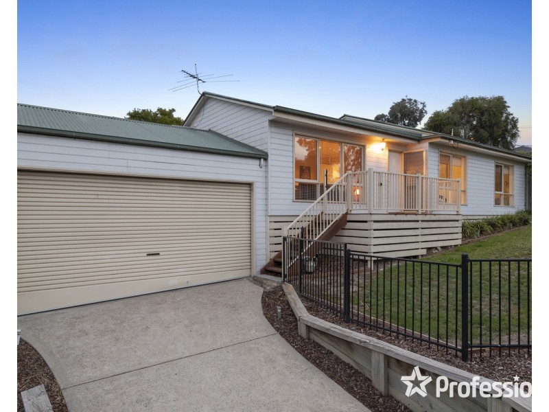113 Manchester Road, Mooroolbark VIC 3138