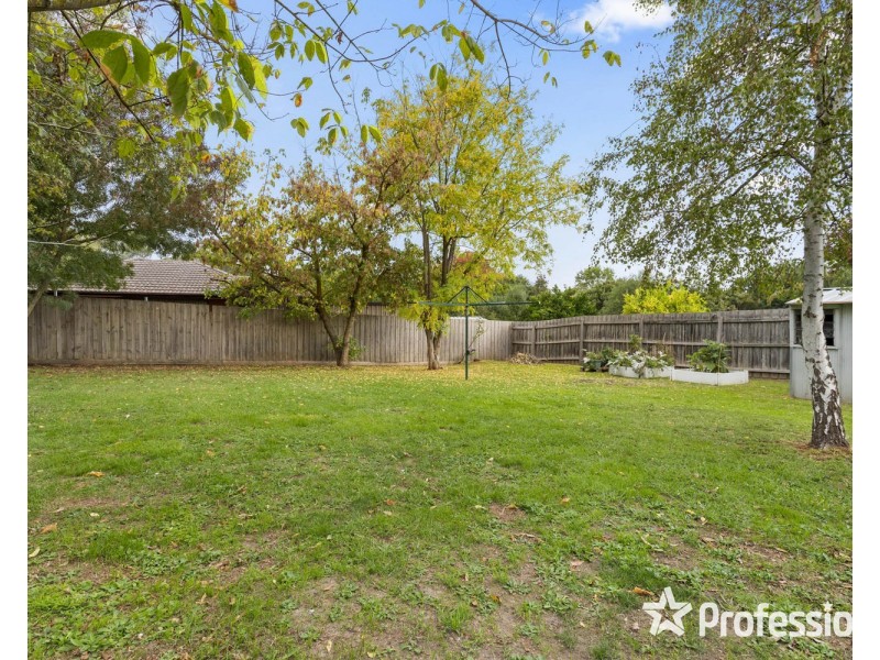 123 Colchester Road, Kilsyth VIC 3137