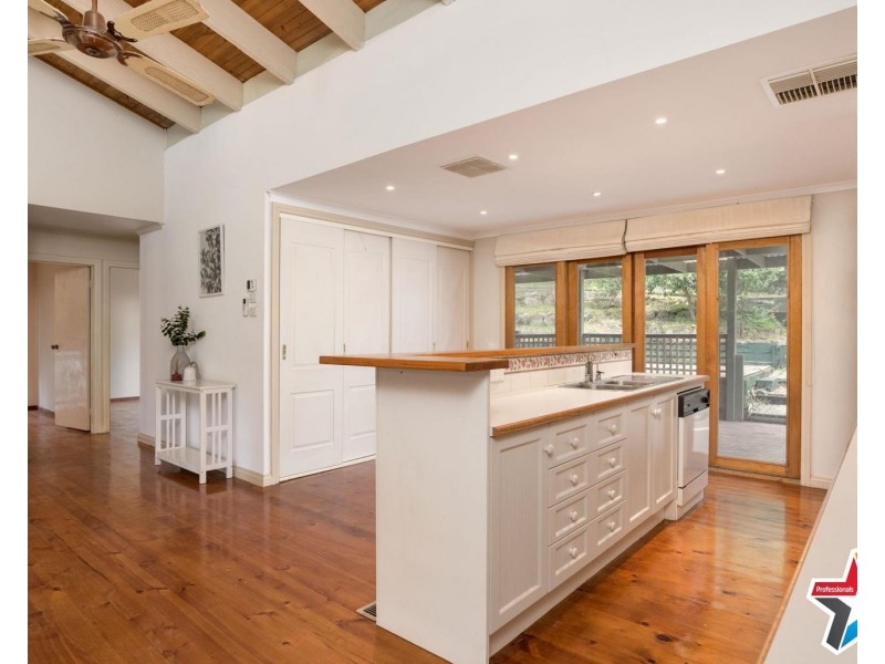 38 Marcus Street, Mount Evelyn VIC 3796