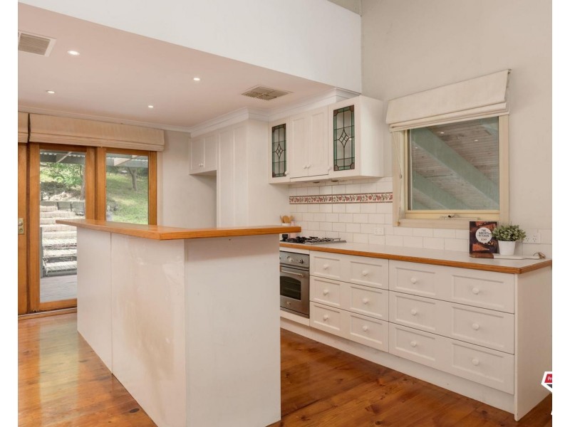 38 Marcus Street, Mount Evelyn VIC 3796