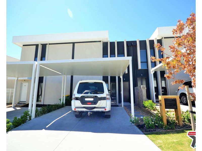 63 Belsay Chase, Chirnside Park VIC 3116