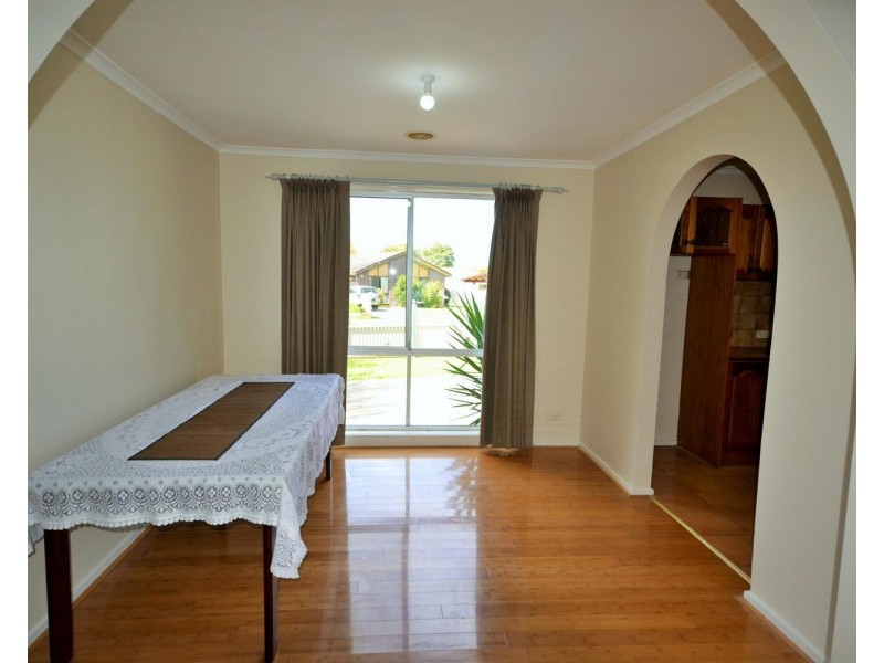 11 Lightwood Drive, Ferntree Gully VIC 3156