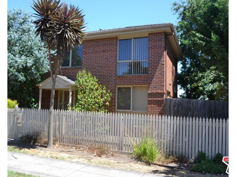 3/2-4 Station Street, Mooroolbark VIC 3138