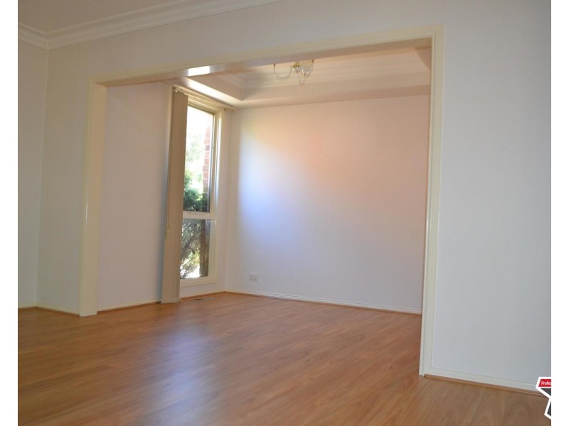 3/2-4 Station Street, Mooroolbark VIC 3138