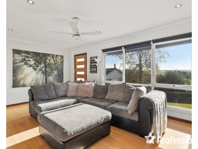 19 Dunoon Street, Mooroolbark VIC 3138