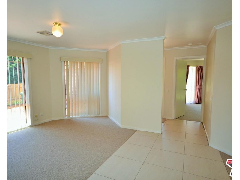 34 Kirkford Drive, Mooroolbark VIC 3138