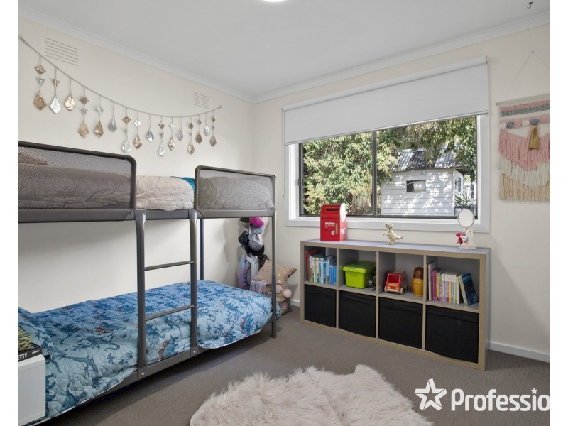 8 Barbara Court, Mooroolbark VIC 3138