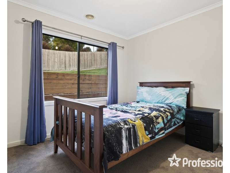 2 Sirocco Court, Wandin North VIC 3139