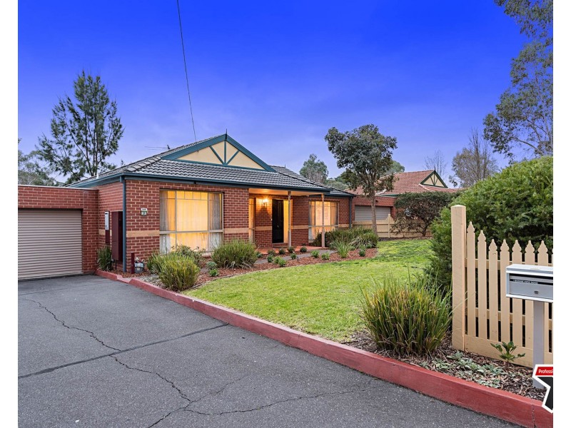 3 Bonnie View Road, Croydon VIC 3136