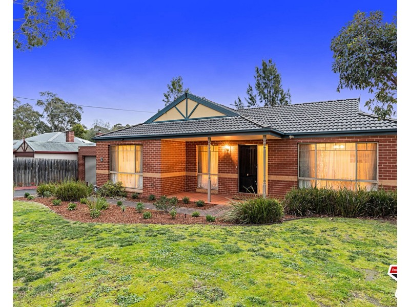 3 Bonnie View Road, Croydon VIC 3136