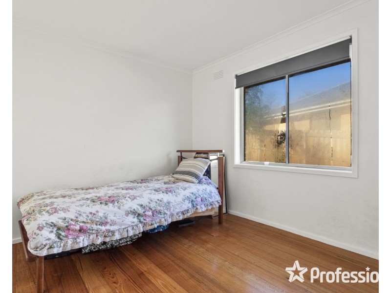 43 Croydondale Drive, Mooroolbark VIC 3138