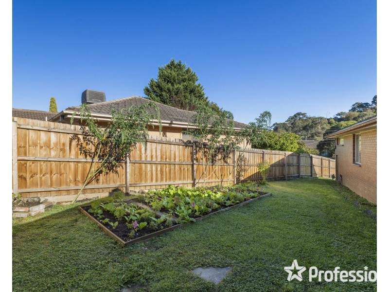 43 Croydondale Drive, Mooroolbark VIC 3138
