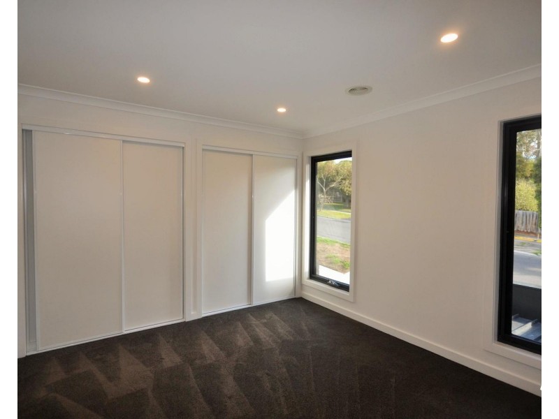 52 Churchill Way, Kilsyth VIC 3137