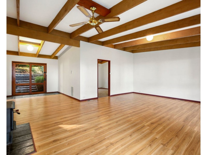 28 Woodhurst Grove, Kalorama VIC 3766