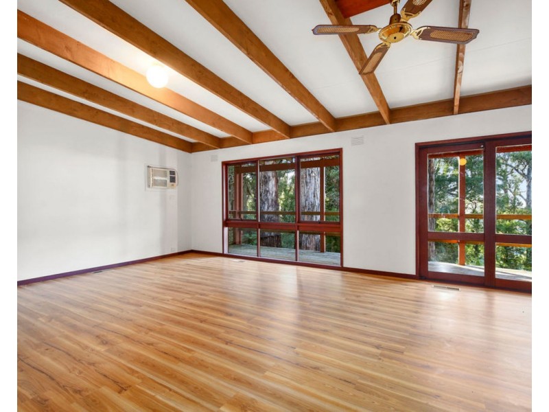 28 Woodhurst Grove, Kalorama VIC 3766