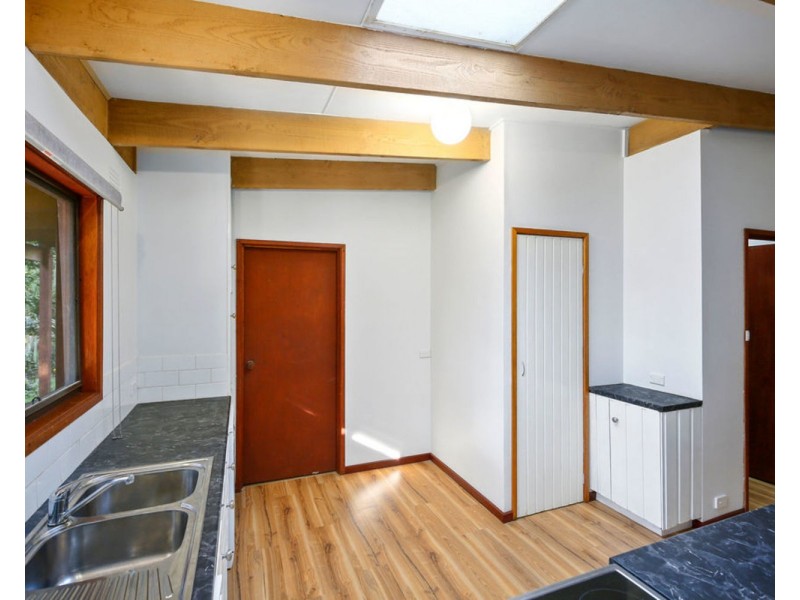 28 Woodhurst Grove, Kalorama VIC 3766