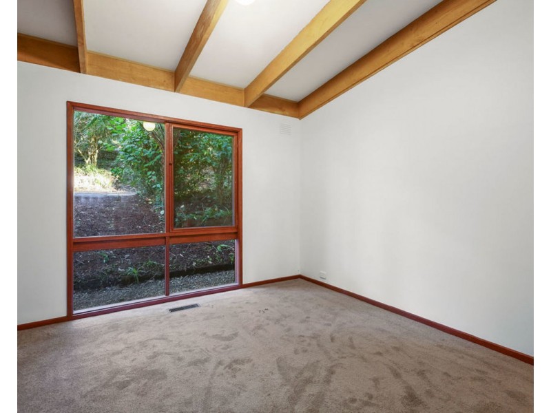 28 Woodhurst Grove, Kalorama VIC 3766