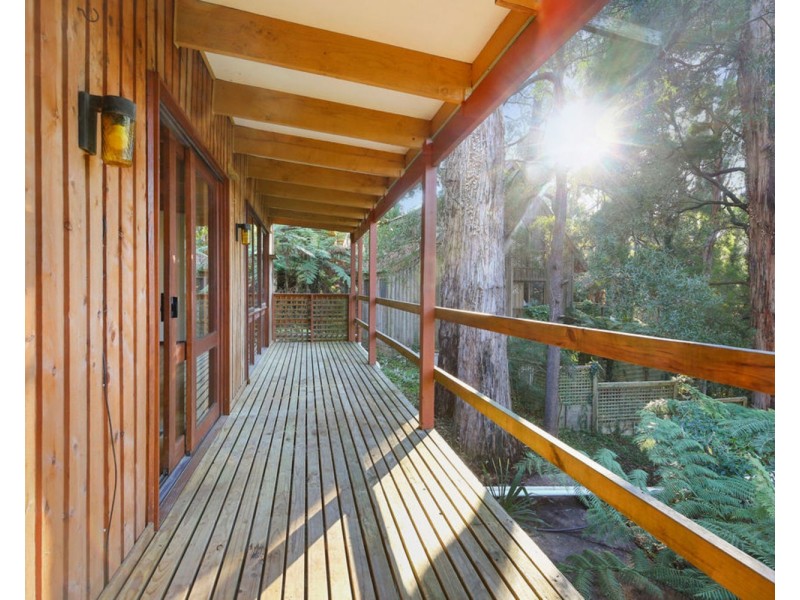 28 Woodhurst Grove, Kalorama VIC 3766