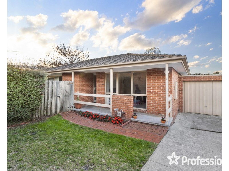 5/237-239 Hull Road, Mooroolbark VIC 3138