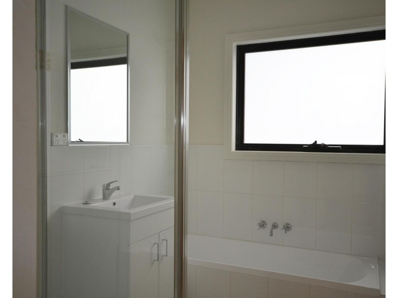 43 Liverpool Road, Kilsyth VIC 3137