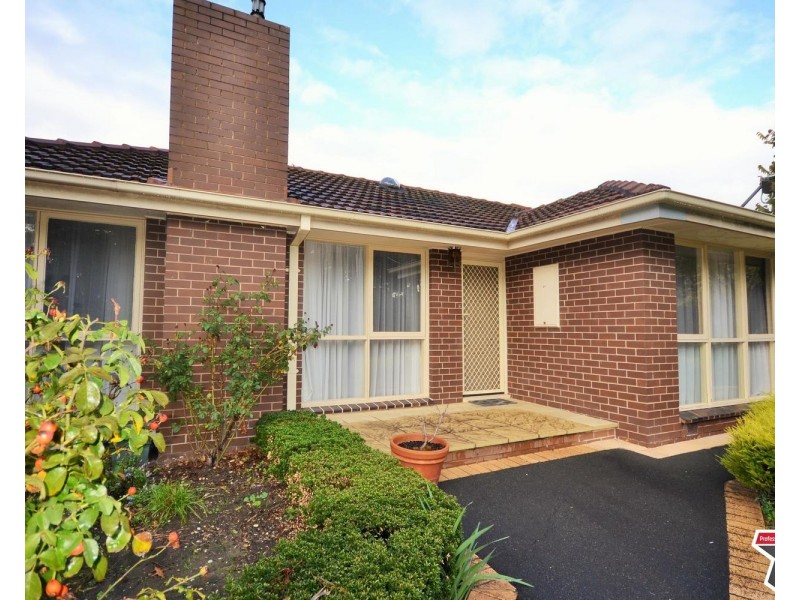 37 Bambra Street, Croydon VIC 3136