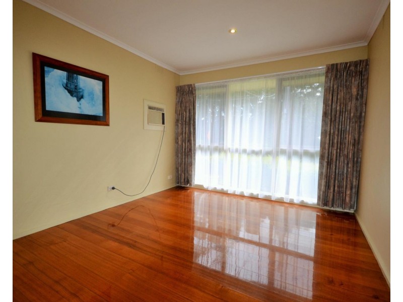 37 Bambra Street, Croydon VIC 3136