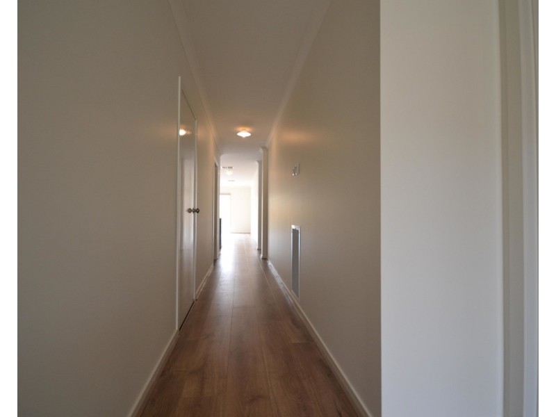 42 Sherwood Road, Chirnside Park VIC 3116