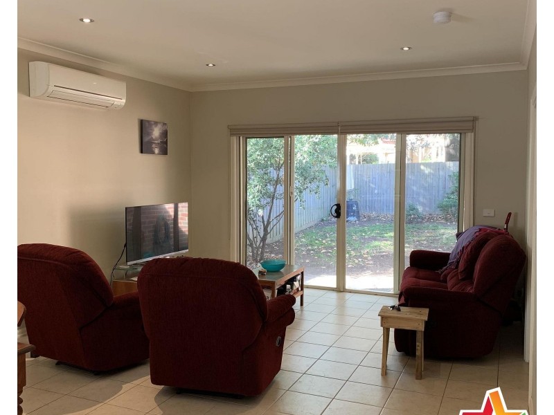 4 Balmoral Street, Kilsyth VIC 3137