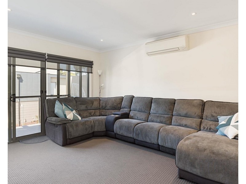 18 Primary Street, Mooroolbark VIC 3138