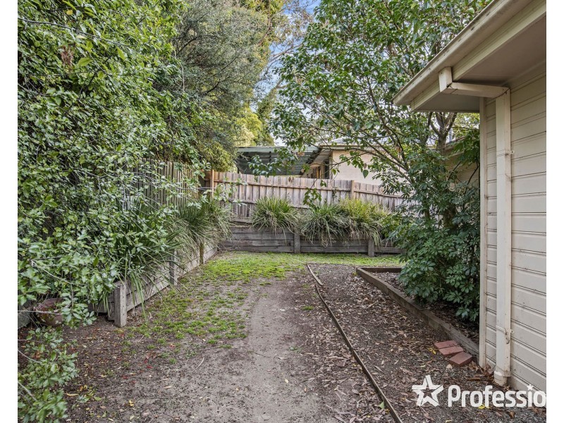 4 Valencia Road, Lilydale VIC 3140