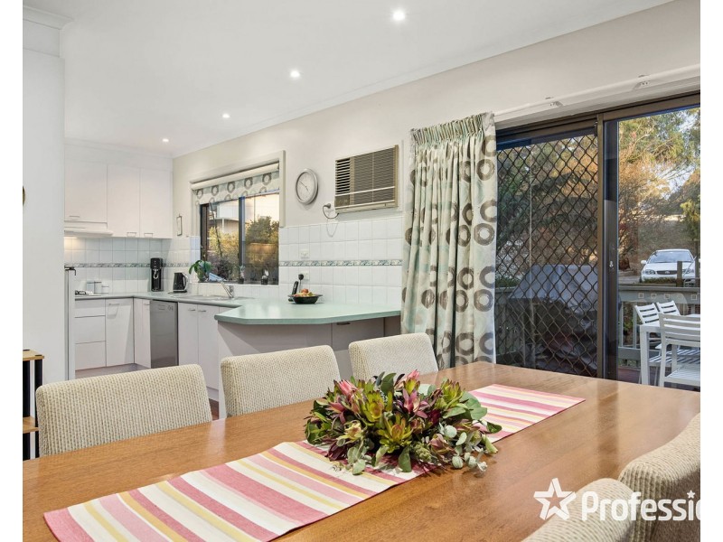 3 Royal Avenue, Wandin North VIC 3139