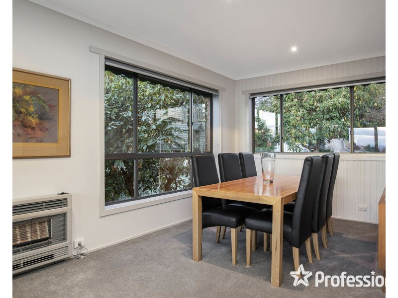 3 Royal Avenue, Wandin North VIC 3139