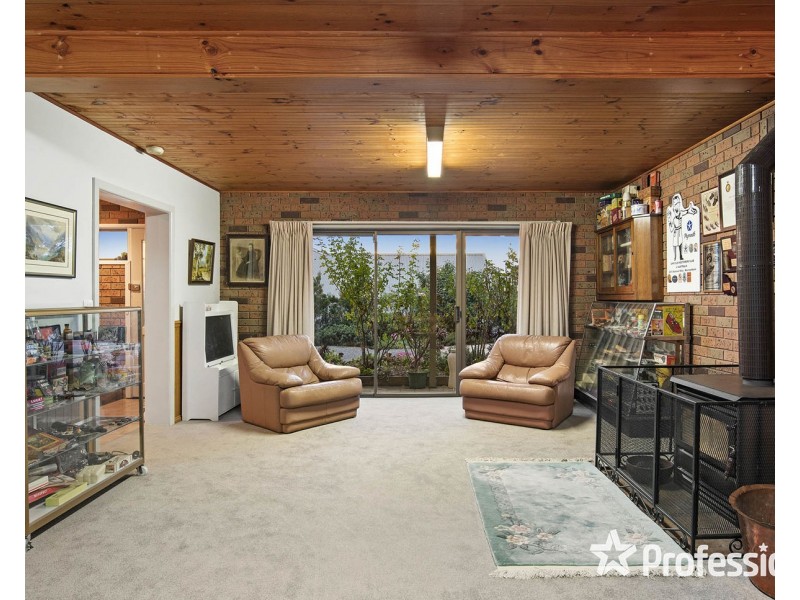 3 Royal Avenue, Wandin North VIC 3139