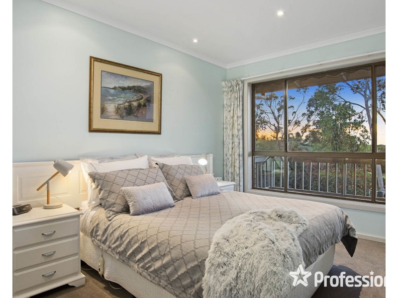 3 Royal Avenue, Wandin North VIC 3139