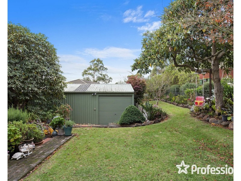3 Royal Avenue, Wandin North VIC 3139
