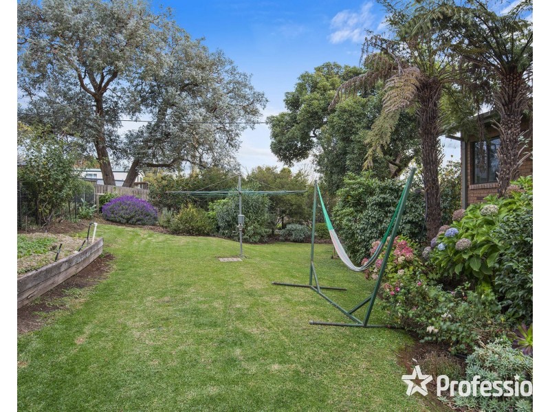 3 Royal Avenue, Wandin North VIC 3139